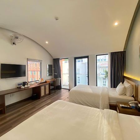 A25 Hotel - 14 Ho Huan Nghiep Thành Pho Ho Chí Minh Esterno foto