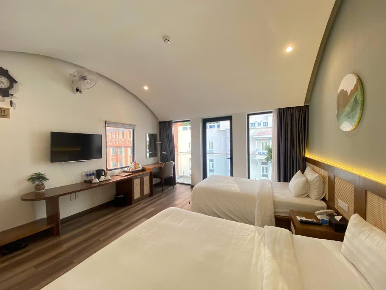 A25 Hotel - 14 Ho Huan Nghiep Thành Pho Ho Chí Minh Esterno foto