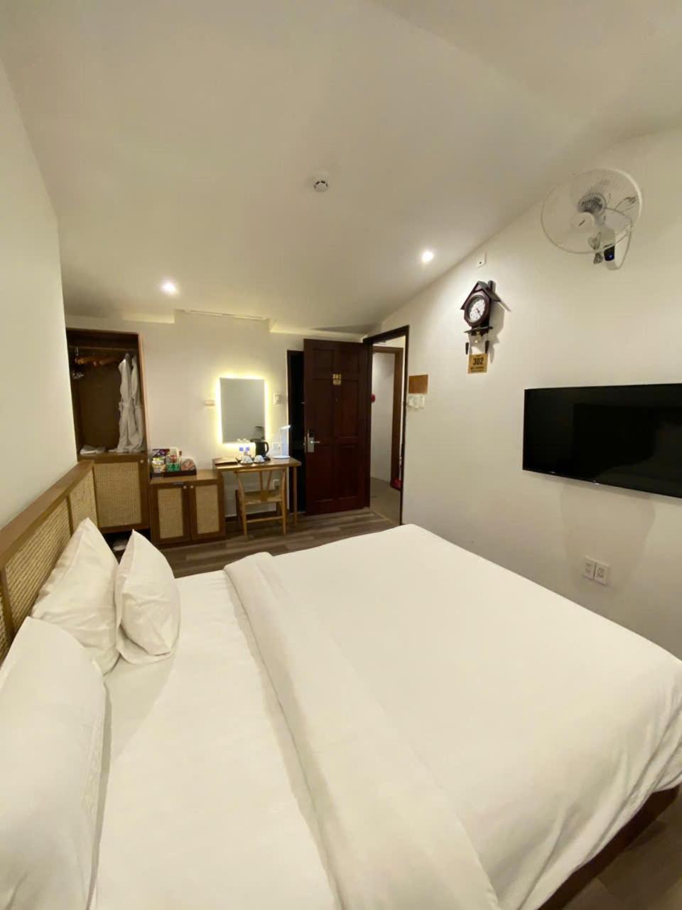 A25 Hotel - 14 Ho Huan Nghiep Thành Pho Ho Chí Minh Esterno foto