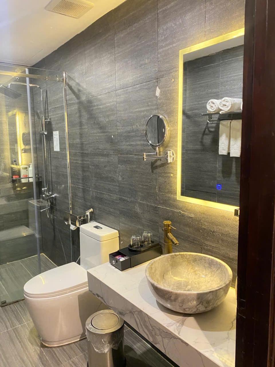 A25 Hotel - 14 Ho Huan Nghiep Thành Pho Ho Chí Minh Esterno foto